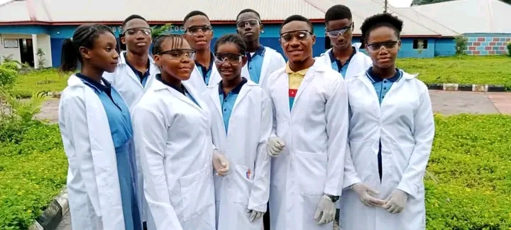 Graduation Moment 16